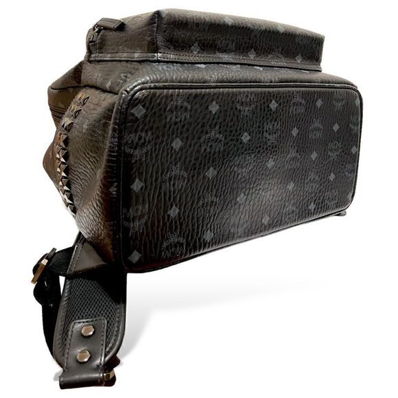 MCM Blk/Gry Monogram Stark Side Studs Backpack in Visetos |Size: 42.5cm| - Picture 9 of 16